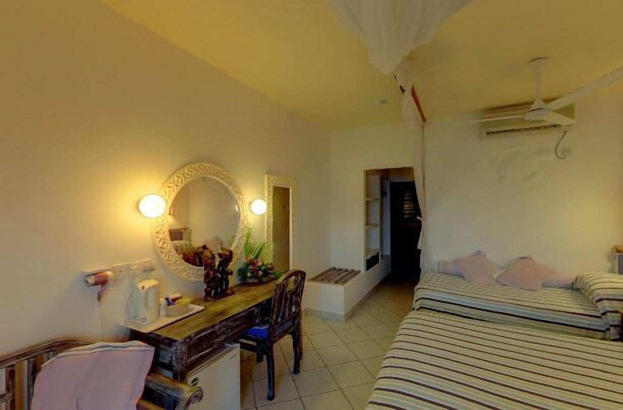 Turtle Bay Beach Club Watamu Buitenkant foto