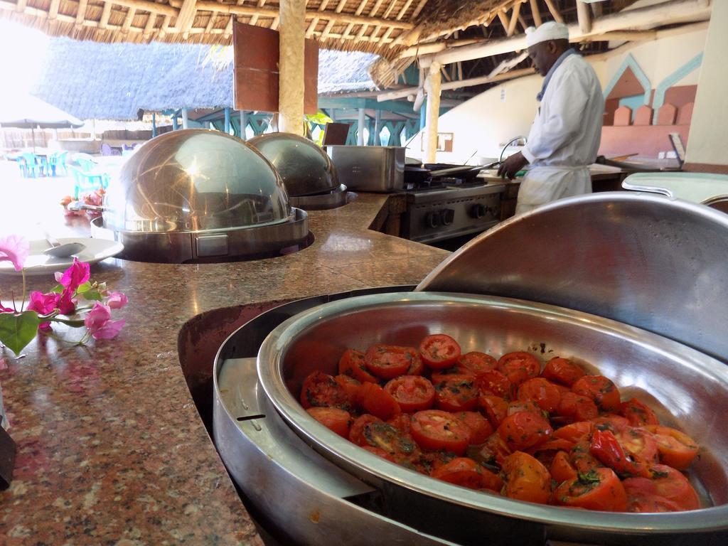Turtle Bay Beach Club Watamu Buitenkant foto